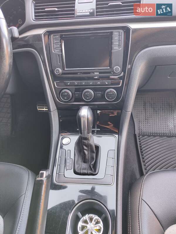 Седан Volkswagen Passat 2018 в Полтаве фото 23 Седан Volkswagen Passat 2018 в Полтаве