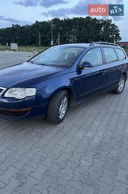 Універсал Volkswagen Passat 2006 в Луцьку