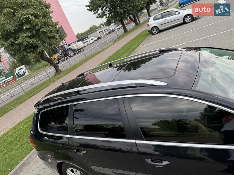 Універсал Volkswagen Passat 2011 в Хмельницькому