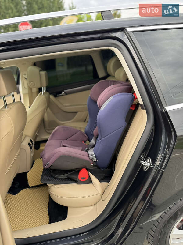 Універсал Volkswagen Passat 2011 в Хмельницькому