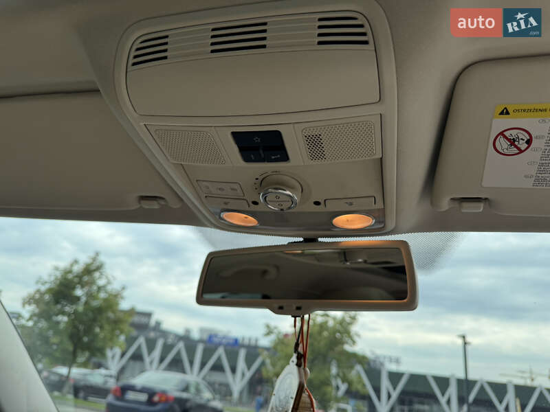 Універсал Volkswagen Passat 2011 в Хмельницькому