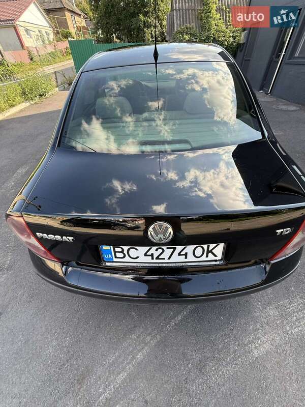 Седан Volkswagen Passat 2002 в Жмеринці