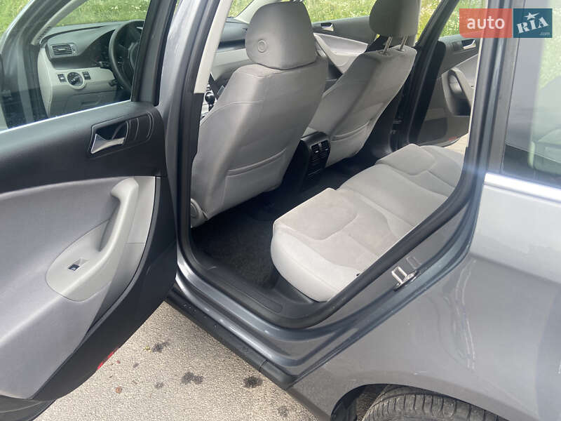 Універсал Volkswagen Passat 2007 в Дубні