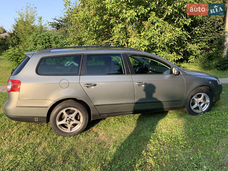 Универсал Volkswagen Passat 2005 в Луцке