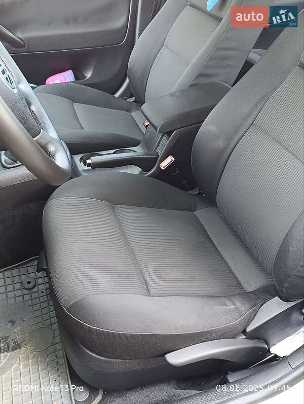 Седан Volkswagen Passat 2001 в Черновцах фото 4 Седан Volkswagen Passat 2001 в Черновцах