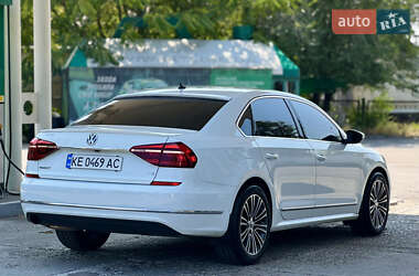 Седан Volkswagen Passat 2017 в Дніпрі
