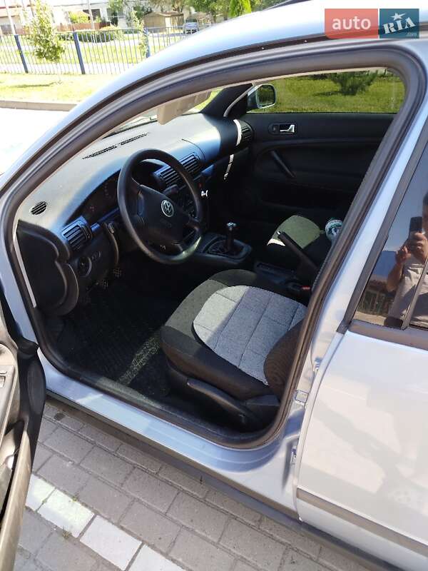Седан Volkswagen Passat 1999 в Староконстантинове фото 15 Седан Volkswagen Passat 1999 в Староконстантинове