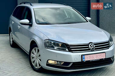 Volkswagen Passat 2011 Volkswagen Passat 2011