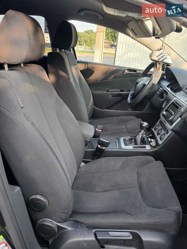 Седан Volkswagen Passat 2008 в Сторожинці