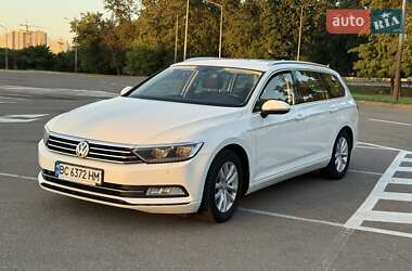 Универсал Volkswagen Passat 2015 в 