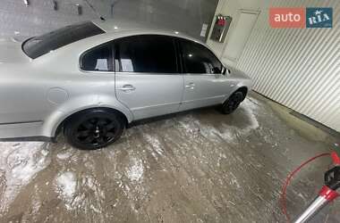 Седан Volkswagen Passat 2002 в Каменец-Подольском