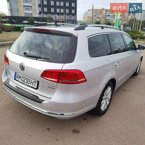 Универсал Volkswagen Passat 2013 в Житомире