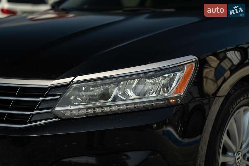 Седан Volkswagen Passat 2016 в Чернівцях фото 21 Седан Volkswagen Passat 2016 в Чернівцях