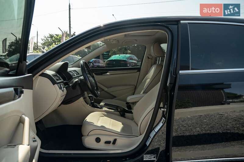 Седан Volkswagen Passat 2016 в Чернівцях фото 24 Седан Volkswagen Passat 2016 в Чернівцях