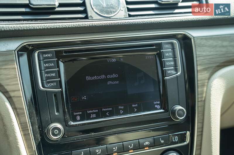 Седан Volkswagen Passat 2016 в Чернівцях фото 36 Седан Volkswagen Passat 2016 в Чернівцях