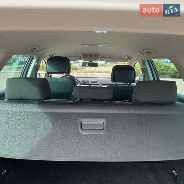 Универсал Volkswagen Passat 2013 в Житомире