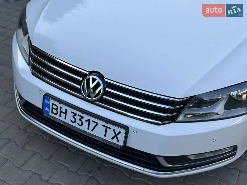 Седан Volkswagen Passat 2012 в Одессе
