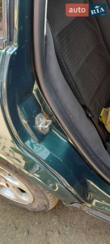 Универсал Volkswagen Passat 1999 в Покрове