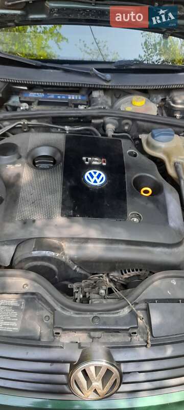 Универсал Volkswagen Passat 1999 в Покрове