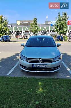 Седан Volkswagen Passat 2011 в Хмельницькому