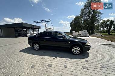 Седан Volkswagen Passat 2001 в Виннице