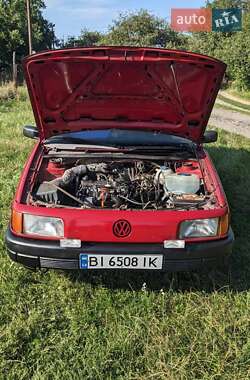 Универсал Volkswagen Passat 1989 в Полтаве