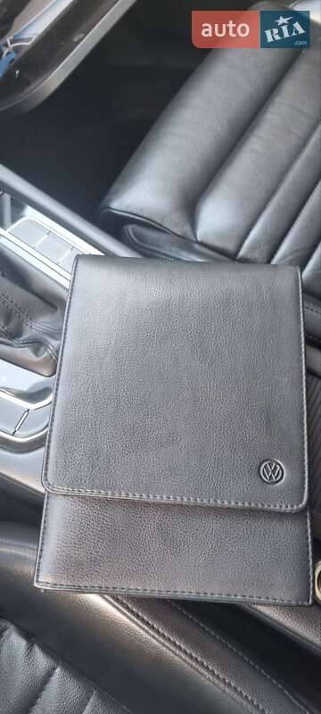Седан Volkswagen Passat 2015 в Хмельницькому