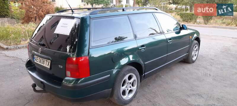 Универсал Volkswagen Passat 1999 в Покрове