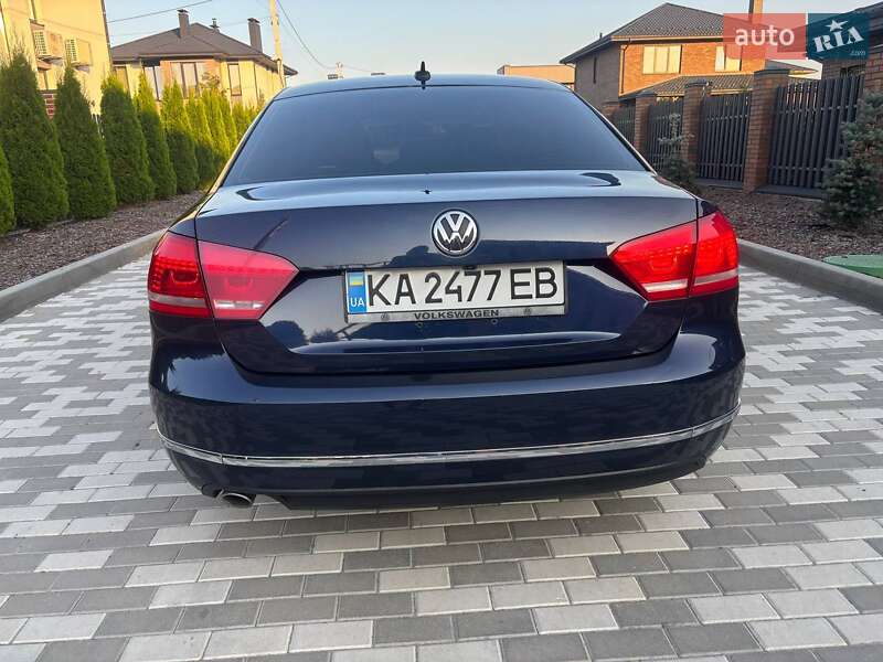 Седан Volkswagen Passat 2014 в Киеве