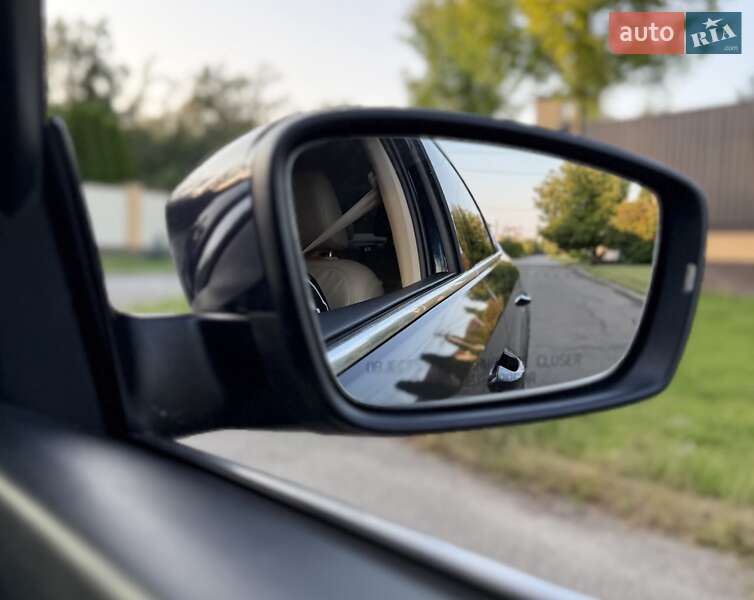 Седан Volkswagen Passat 2014 в Киеве
