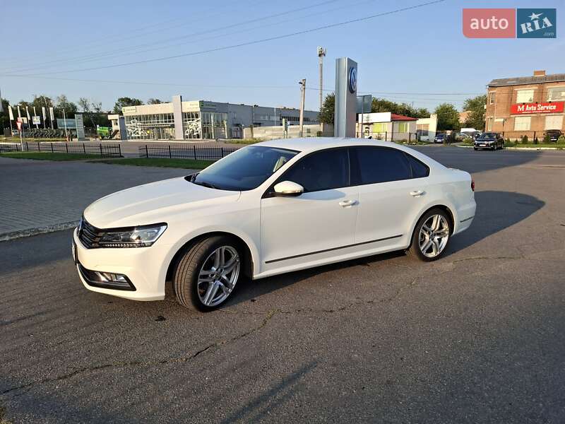 Седан Volkswagen Passat 2018 в Полтаве