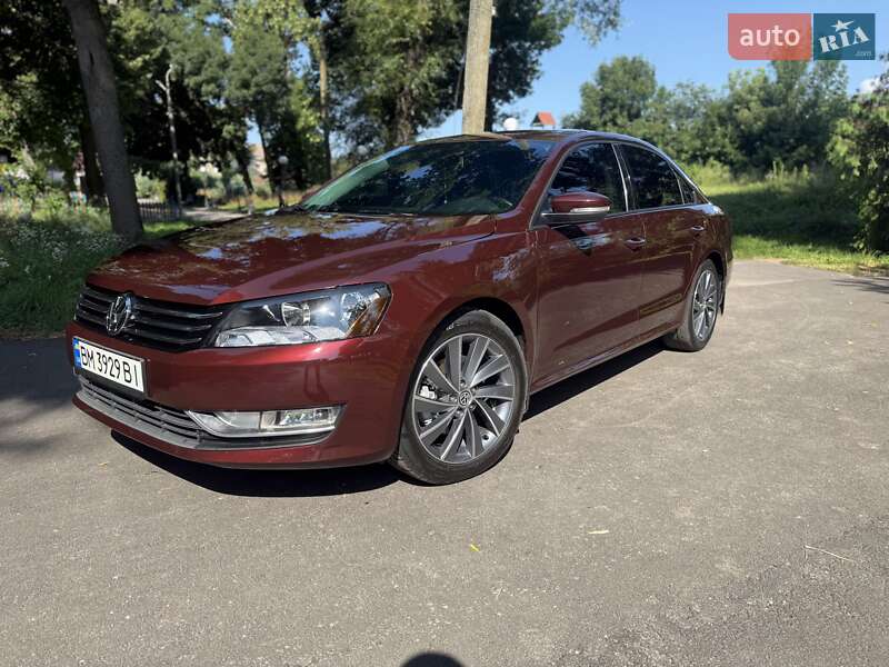 Седан Volkswagen Passat 2013 в Глухове
