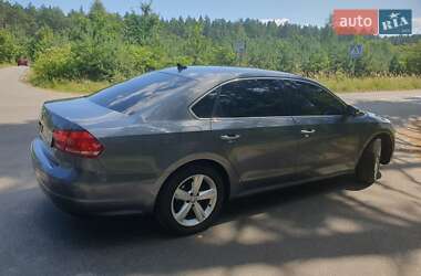 Седан Volkswagen Passat 2013 в Києві