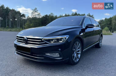 Универсал Volkswagen Passat 2020 в Ковеле