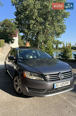 Седан Volkswagen Passat 2012 в Кропивницькому