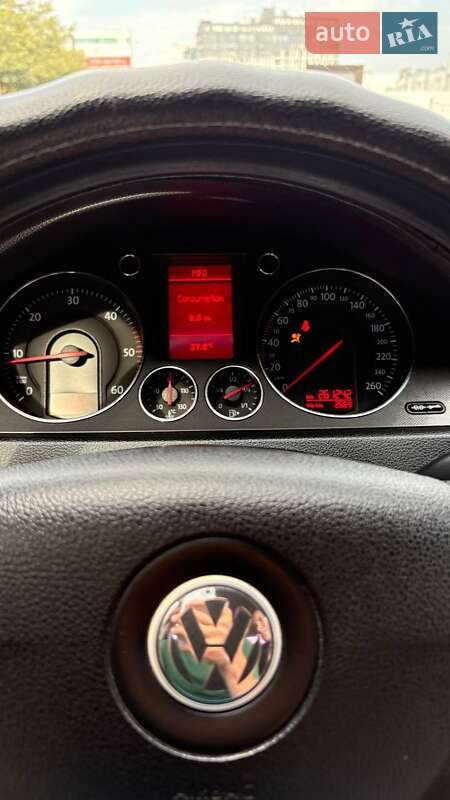 Седан Volkswagen Passat 2006 в Житомирі