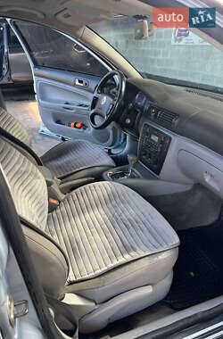 Седан Volkswagen Passat 2003 в 