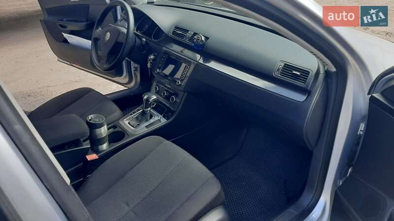 Универсал Volkswagen Passat 2010 в Черкассах