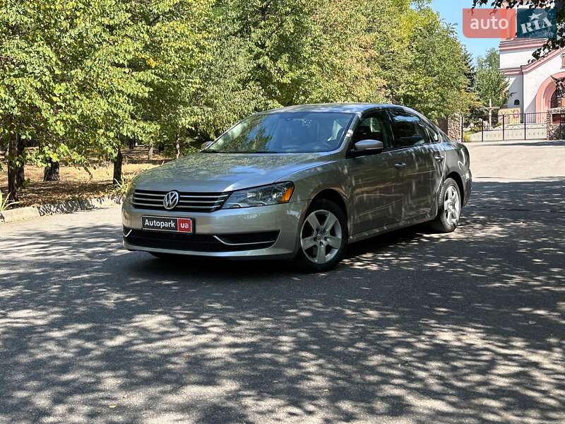 Volkswagen Passat 2012