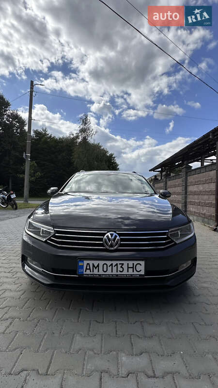Универсал Volkswagen Passat 2016 в Ровно