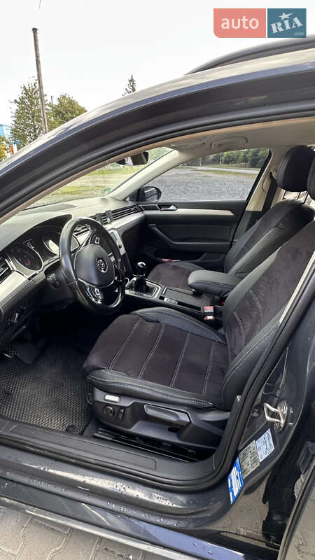 Универсал Volkswagen Passat 2016 в Ровно
