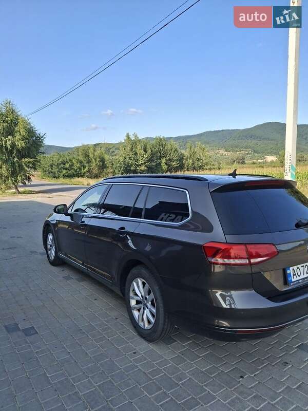 Универсал Volkswagen Passat 2015 в Хусте