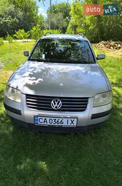 Універсал Volkswagen Passat 2002 в Умані