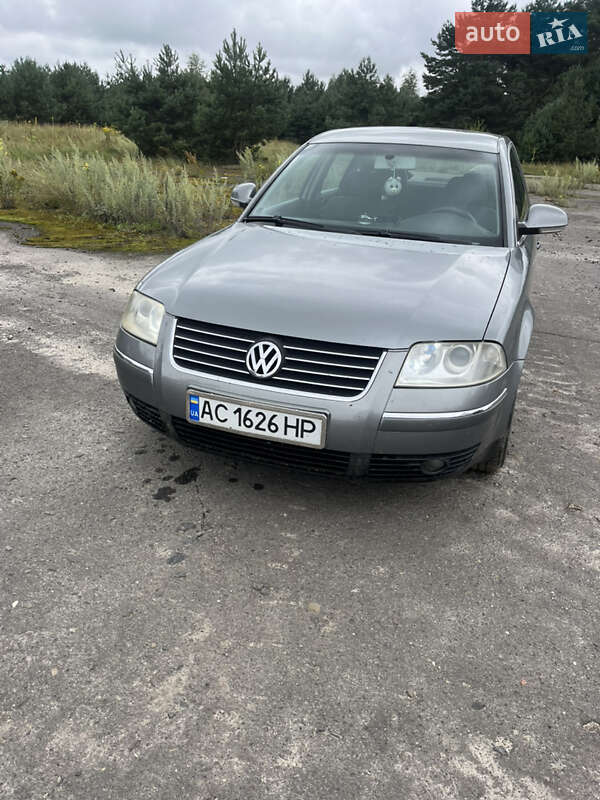 Volkswagen Passat 2004 Volkswagen Passat 2004