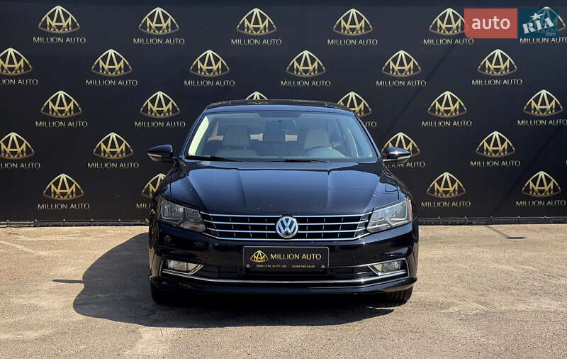 Седан Volkswagen Passat 2017 в Киеве