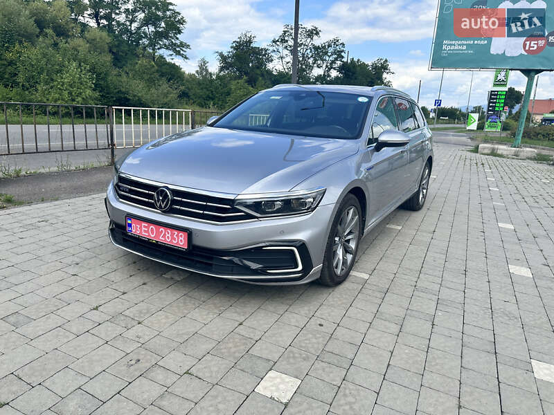 Универсал Volkswagen Passat 2021 в Иршаве