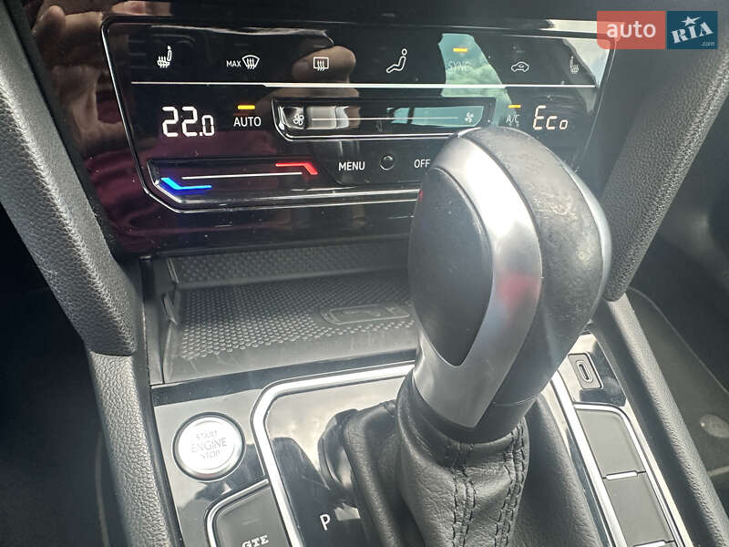 Универсал Volkswagen Passat 2021 в Иршаве