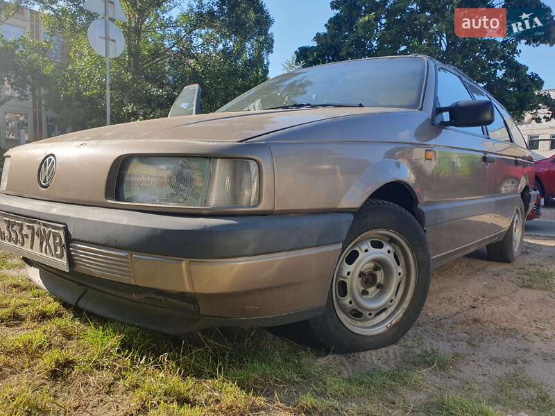Volkswagen Passat 1990
