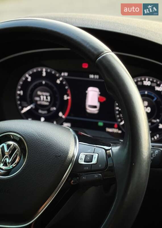 Універсал Volkswagen Passat 2019 в Дніпрі