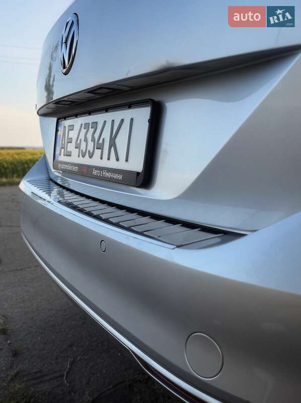 Універсал Volkswagen Passat 2019 в Дніпрі